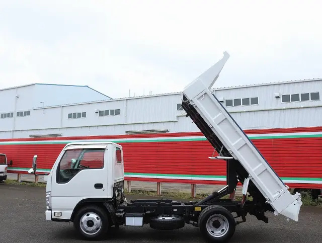 いすゞ エルフ BKG-NKR/8AN(2WD)の写真25