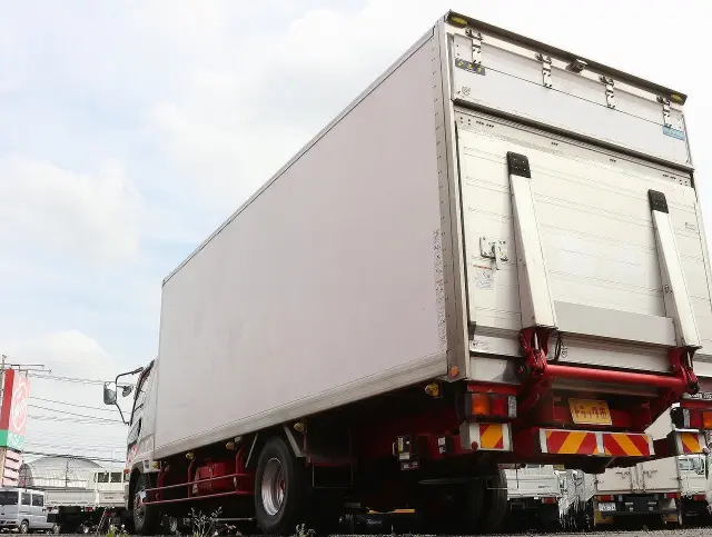 三菱 ファイター TKG-FK64F(2WD)の写真12