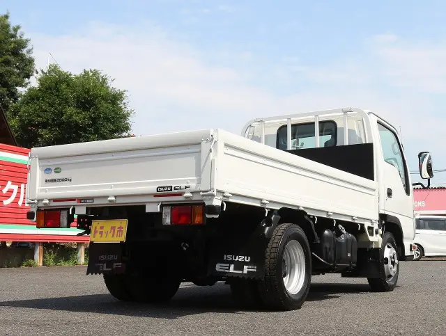 いすゞ エルフ TPG-NJR85A(2WD)の写真5
