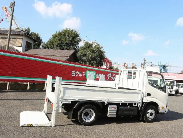 日野 デュトロ 2RG-XZU605M(2WD)の写真17