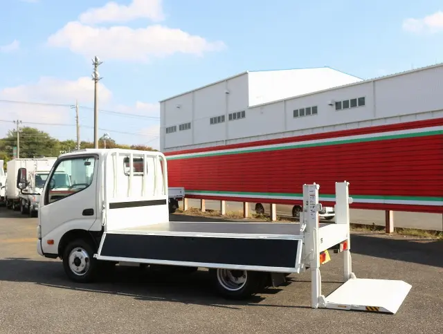 日野 デュトロ 2RG-XZU605M(2WD)の写真24