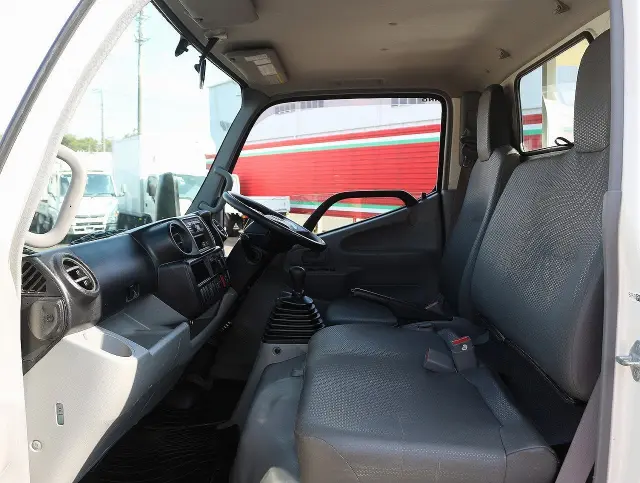 日野 デュトロ 2RG-XZU605M(2WD)の写真46