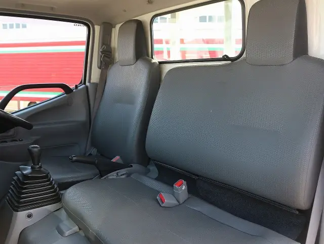 日野 デュトロ 2RG-XZU605M(2WD)の写真47