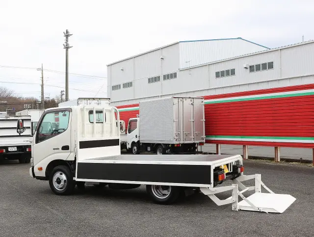 日野 デュトロ TKG-XZU605M(2WD)の写真22