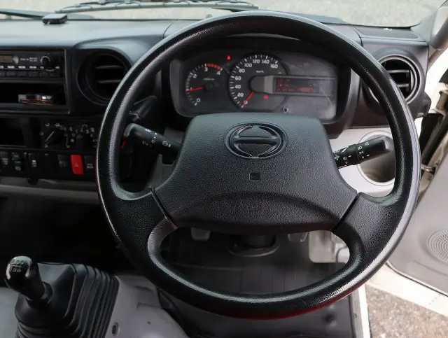 日野 デュトロ TKG-XZU605M(2WD)の写真37