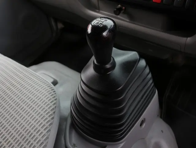 日野 デュトロ TKG-XZU605M(2WD)の写真40