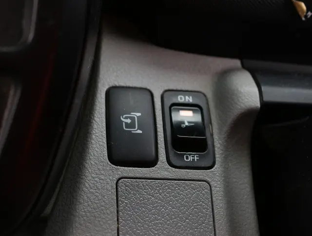 日野 デュトロ TKG-XZU605M(2WD)の写真42