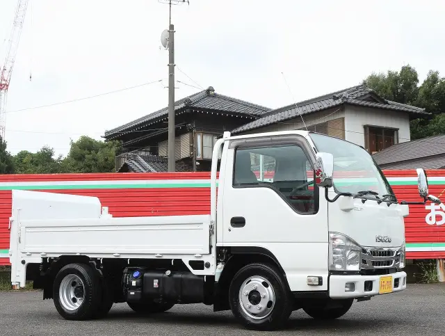 いすゞ エルフ 2RG-NJR85A(2WD)の写真20