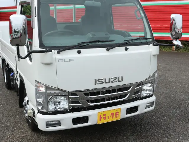 いすゞ エルフ 2RG-NJR85A(2WD)の写真45