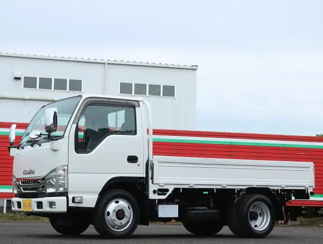いすゞ エルフ TRG-NJS85A(4WD)の写真17