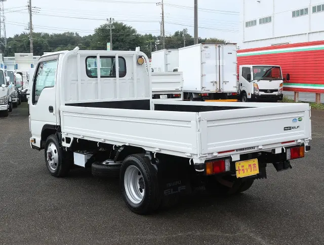 いすゞ エルフ TRG-NJS85A(4WD)の写真22