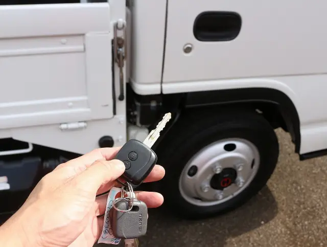 いすゞ エルフ TRG-NJS85A(4WD)の写真44