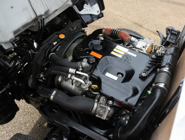 いすゞ エルフ TRG-NJS85A(4WD)の写真47
