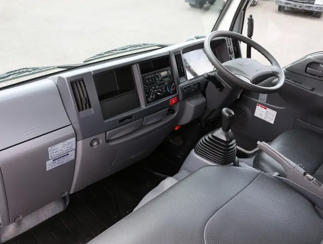いすゞ エルフ TKG-NKS85AD(4WD)の写真28