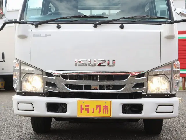 いすゞ エルフ TRG-NHR85A(2WD)の写真46