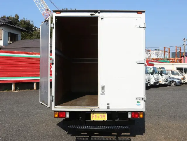 いすゞ エルフ TPG-NHR85AN(2WD)の写真26