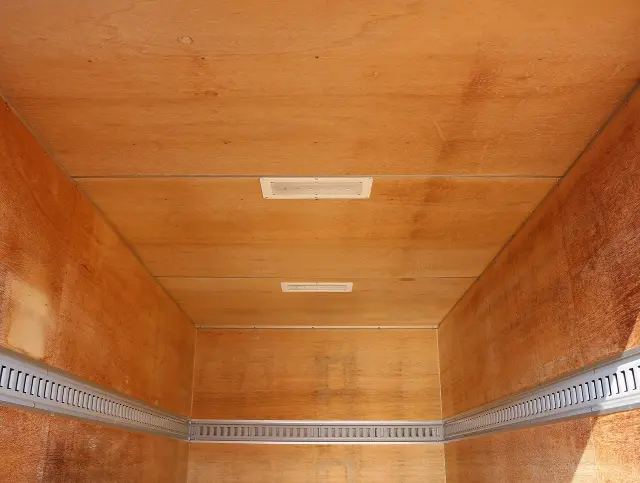 いすゞ エルフ TPG-NHR85AN(2WD)の写真29