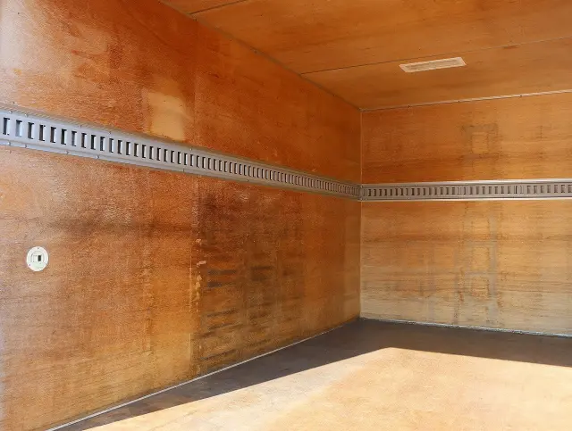 いすゞ エルフ TPG-NHR85AN(2WD)の写真31