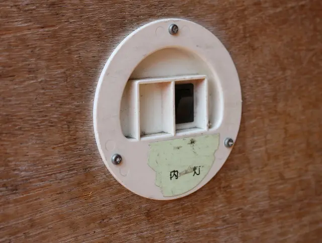 いすゞ エルフ TPG-NHR85AN(2WD)の写真33