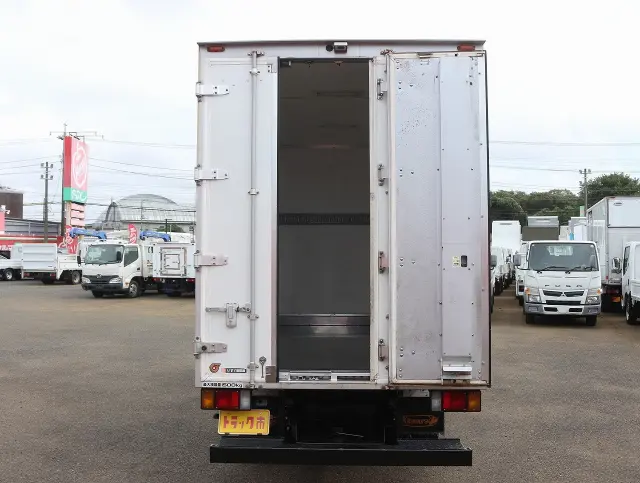 いすゞ エルフ TPG-NHR85AN(2WD)の写真27