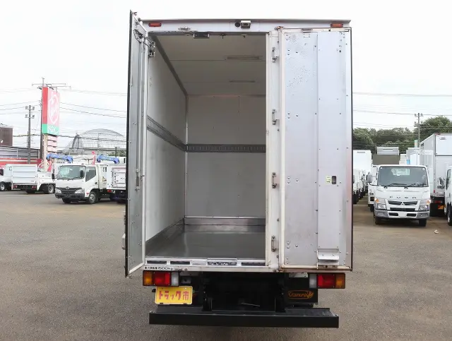 いすゞ エルフ TPG-NHR85AN(2WD)の写真28