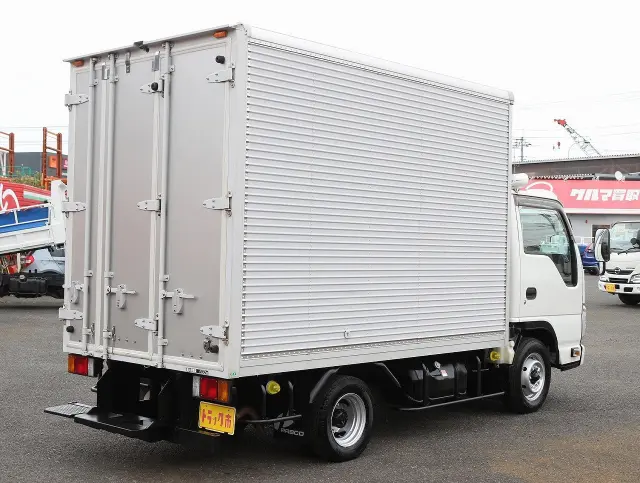 いすゞ エルフ TRG-NHR85AN(2WD)の写真23