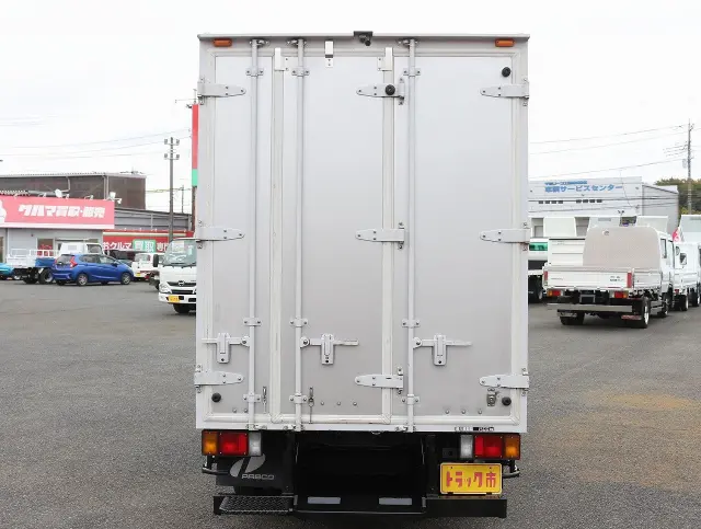 いすゞ エルフ TRG-NHR85AN(2WD)の写真24