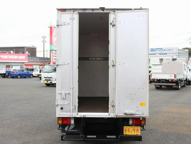 いすゞ エルフ TRG-NHR85AN(2WD)の写真27