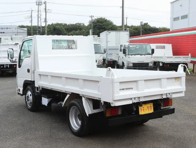 いすゞ エルフ SKG-NJR85AD(2WD)の写真29