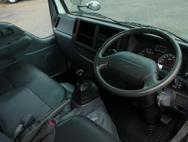 いすゞ エルフ SKG-NJR85AD(2WD)の写真36