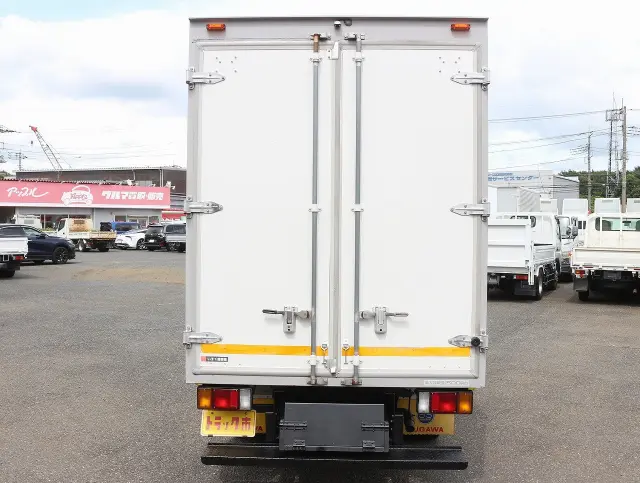 いすゞ エルフ TRG-NHR85A(2WD)の写真27