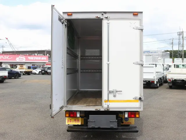 いすゞ エルフ TRG-NHR85A(2WD)の写真28