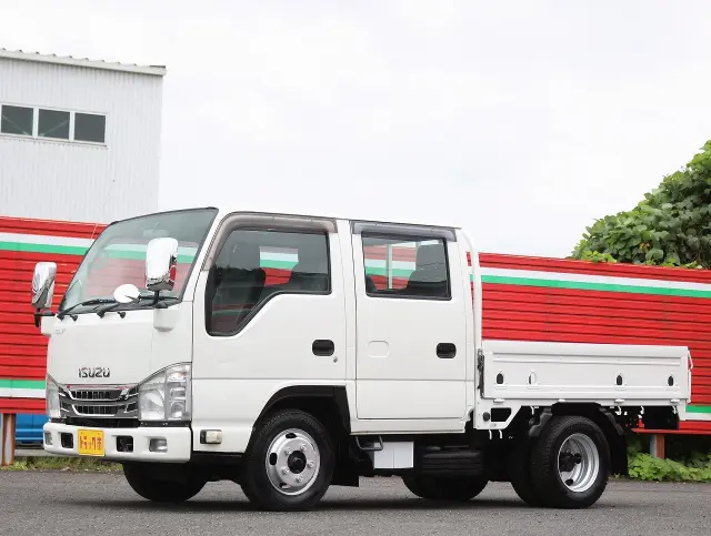フロント|いすゞ エルフ TKG-NJR85A(2WD)の写真1