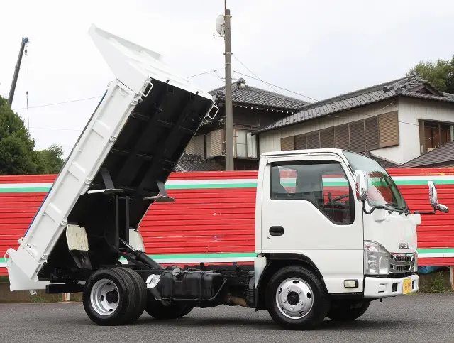 いすゞ エルフ TKG-NKR85AD(2WD)の写真20