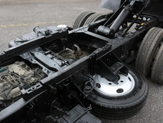 いすゞ エルフ TKG-NKR85AD(2WD)の写真47
