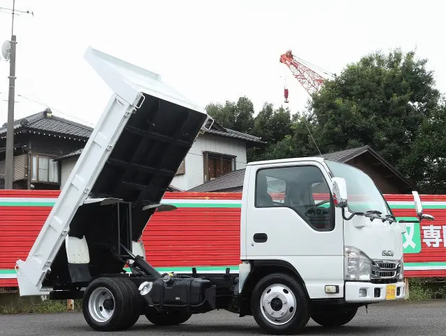 いすゞ エルフ TKG-NJR85AD(2WD)の写真20