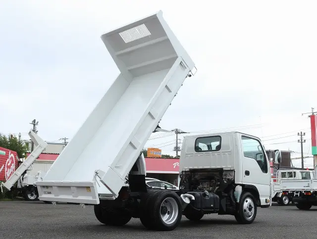 いすゞ エルフ TKG-NJR85AD(2WD)の写真21