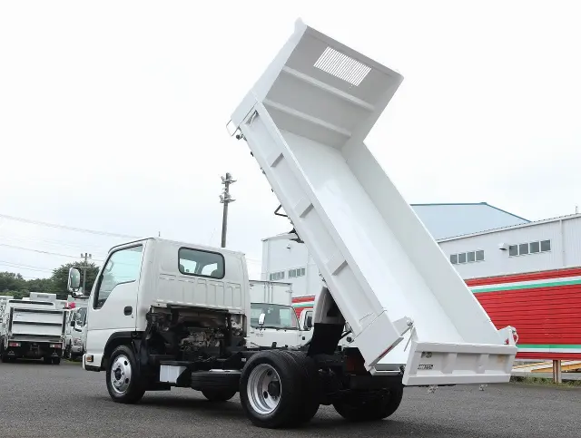 いすゞ エルフ TKG-NJR85AD(2WD)の写真23