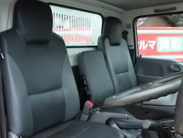 いすゞ エルフ TKG-NJR85AD(2WD)の写真38
