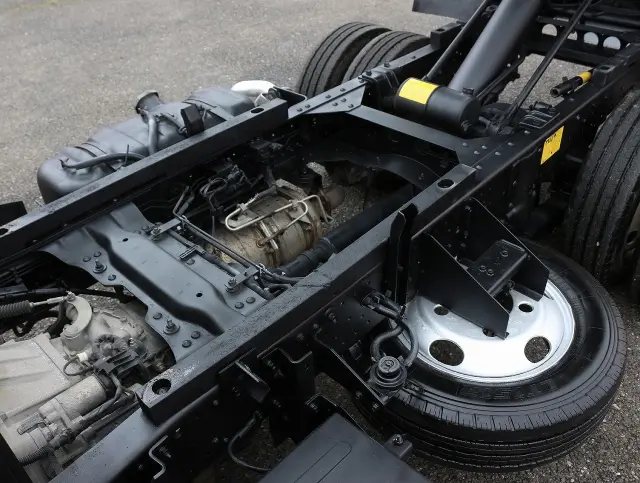 いすゞ エルフ TKG-NJR85AD(2WD)の写真47