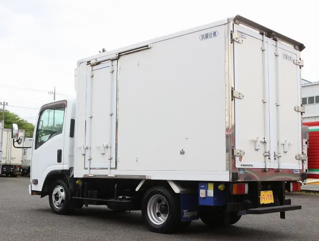 いすゞ エルフ TRG-NLR85AN(2WD)の写真27