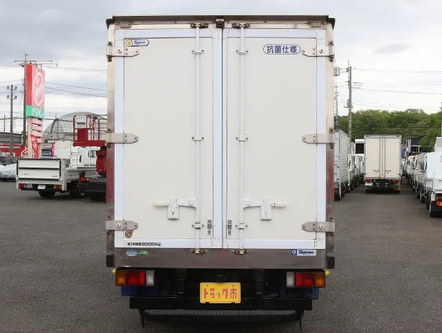 いすゞ エルフ TRG-NLR85AN(2WD)の写真28