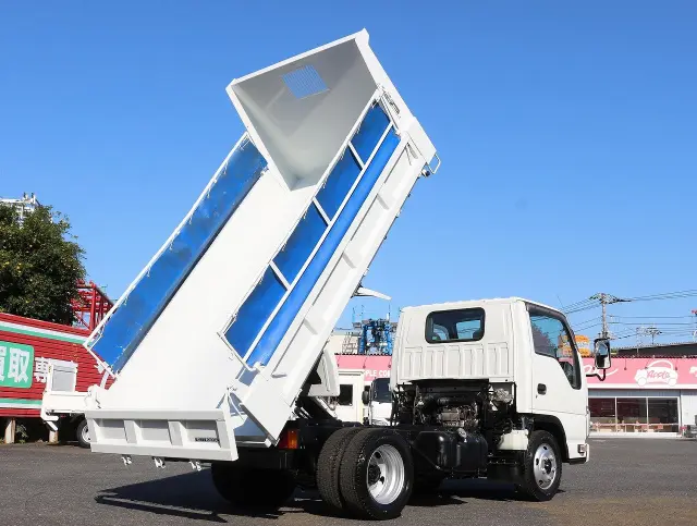 いすゞ エルフ TPG-NJR85AD(2WD)の写真18