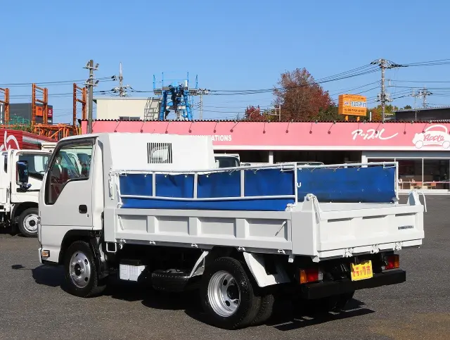 いすゞ エルフ TPG-NJR85AD(2WD)の写真26