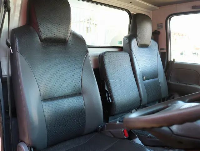 いすゞ エルフ TPG-NJR85AD(2WD)の写真34