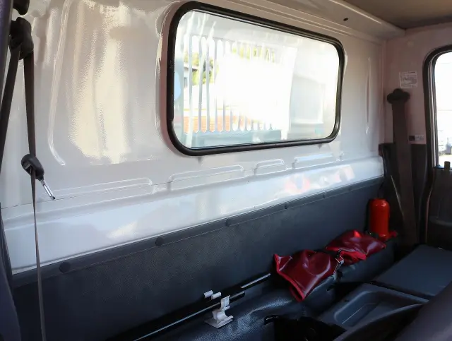 いすゞ エルフ TPG-NJR85AD(2WD)の写真36