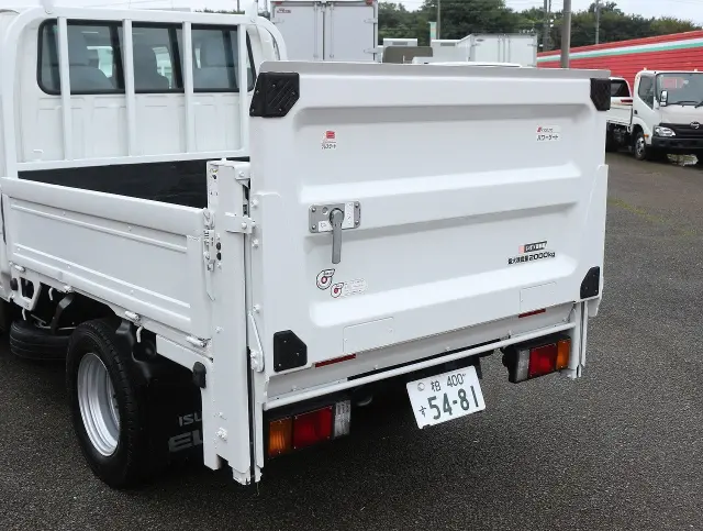 いすゞ エルフ TRG-NJR85A(2WD)の写真26