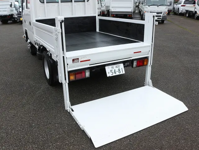 いすゞ エルフ TRG-NJR85A(2WD)の写真28