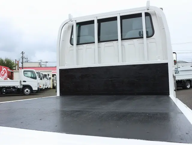 いすゞ エルフ TRG-NJR85A(2WD)の写真31