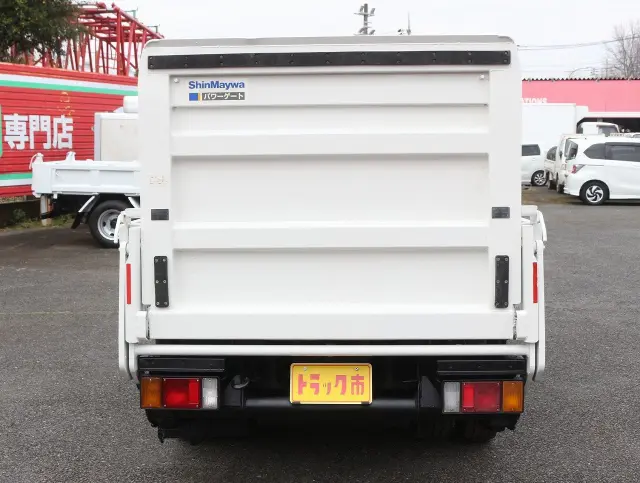 いすゞ エルフ TPG-NJR85A(2WD)の写真24